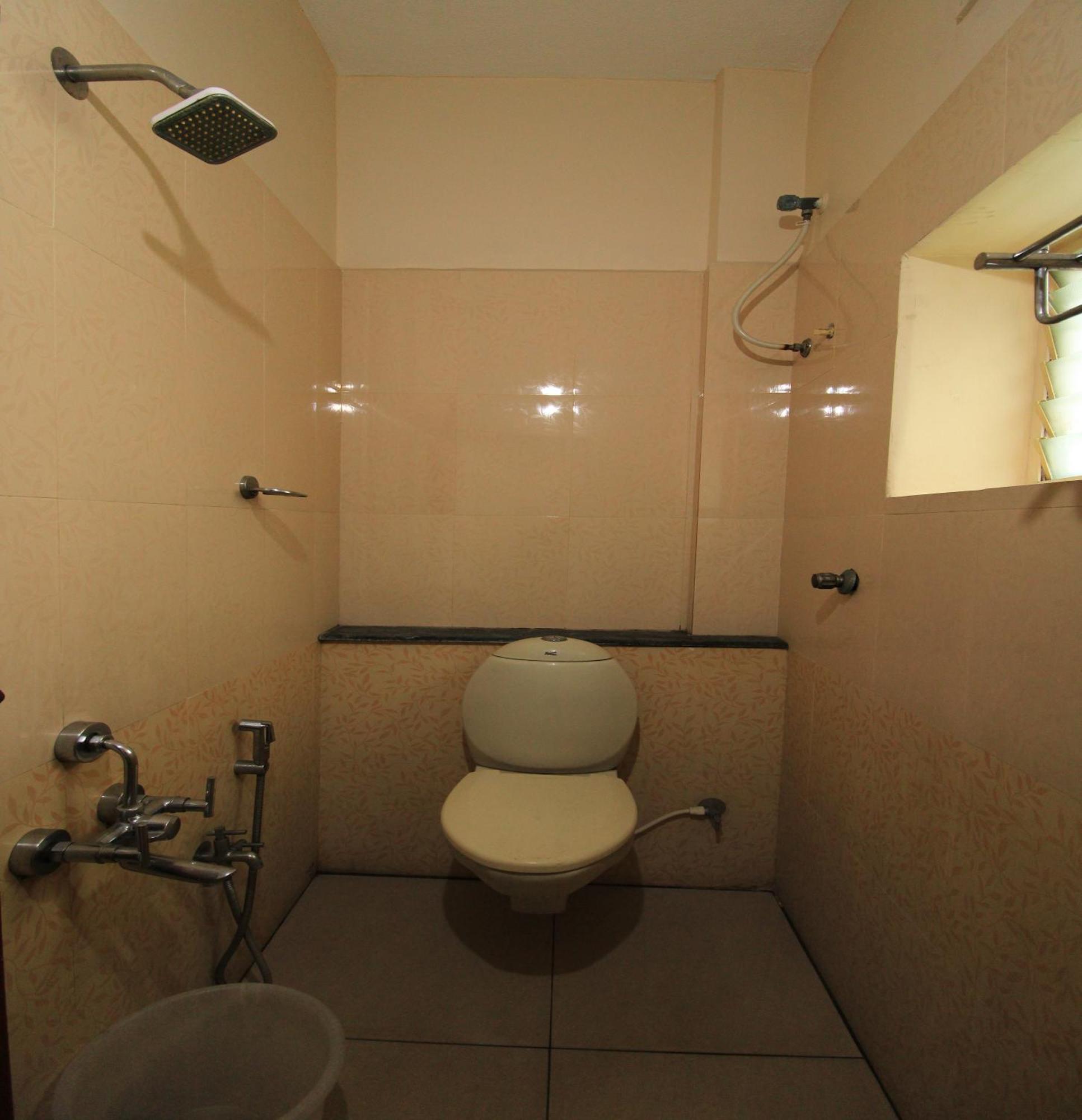 Hotel Rathnavel Towers Chennai Exterior foto